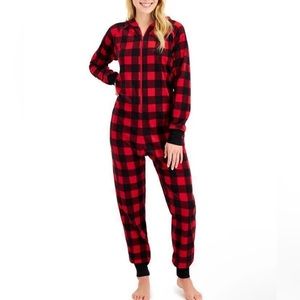 Family Pajamas Matching Womens 1-PC. Red Check Printed Family Pajamas Size large
